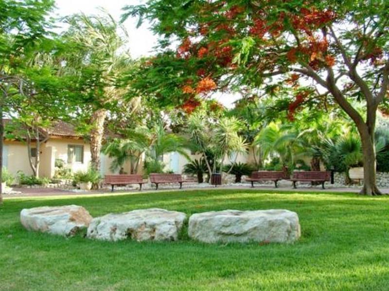 Almog Kibbutz Hotel エクステリア 写真