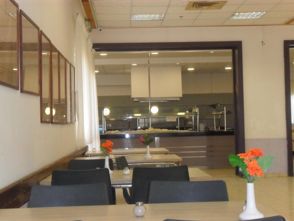 Almog Kibbutz Hotel エクステリア 写真