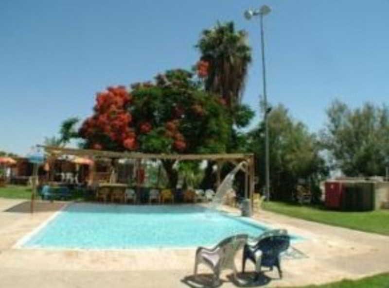 Almog Kibbutz Hotel エクステリア 写真